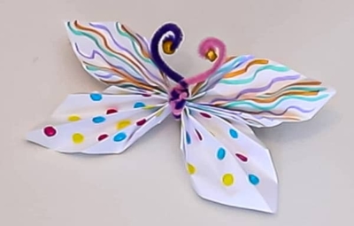 Fabriquer un papillon en papier - Activité manuelle avec Sophie Ardouin