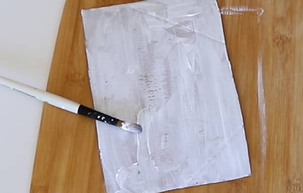 Peinture de la base du tableau
